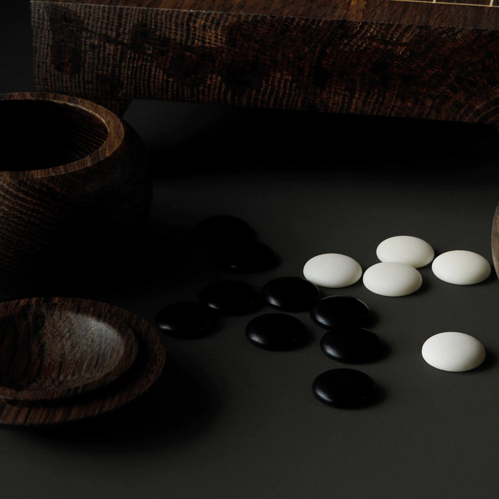 Set for playing Go made of stained oak "Morwood" with brass